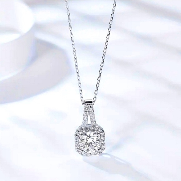 2 Carat Moissanite 925 Sterling Silver Necklace main image 0